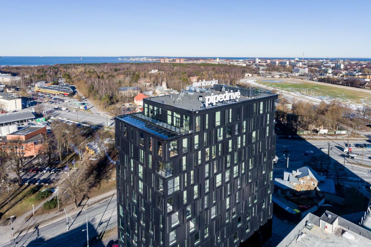 Orange Apartments Tower & Free Parking Tallinn Exterior photo